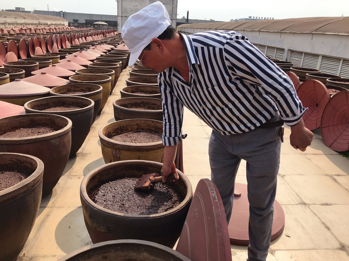 Pixian Red-Oil Doubanjiang  (Juan Cheng Chili Bean Paste With Oil)