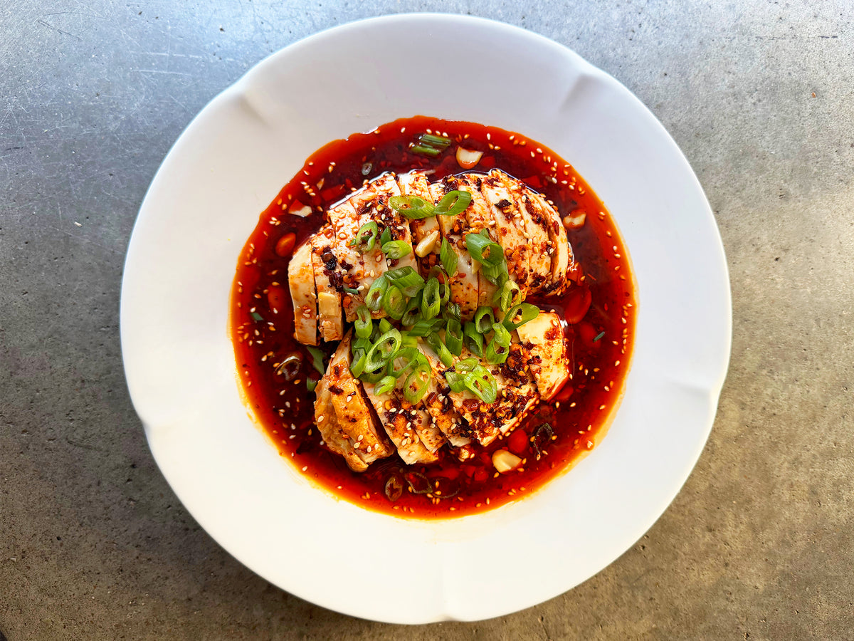 Poached chicken in chili oil sauce
